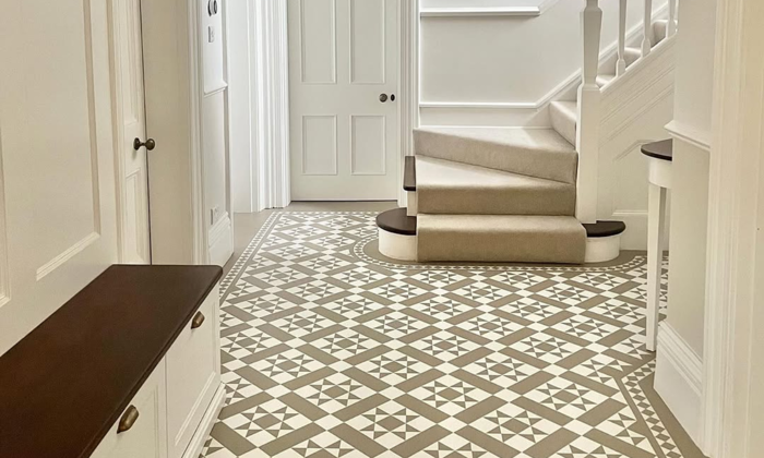 Karndean Designflooring Lansdown Heritage Collection abstract flooring in a hallway