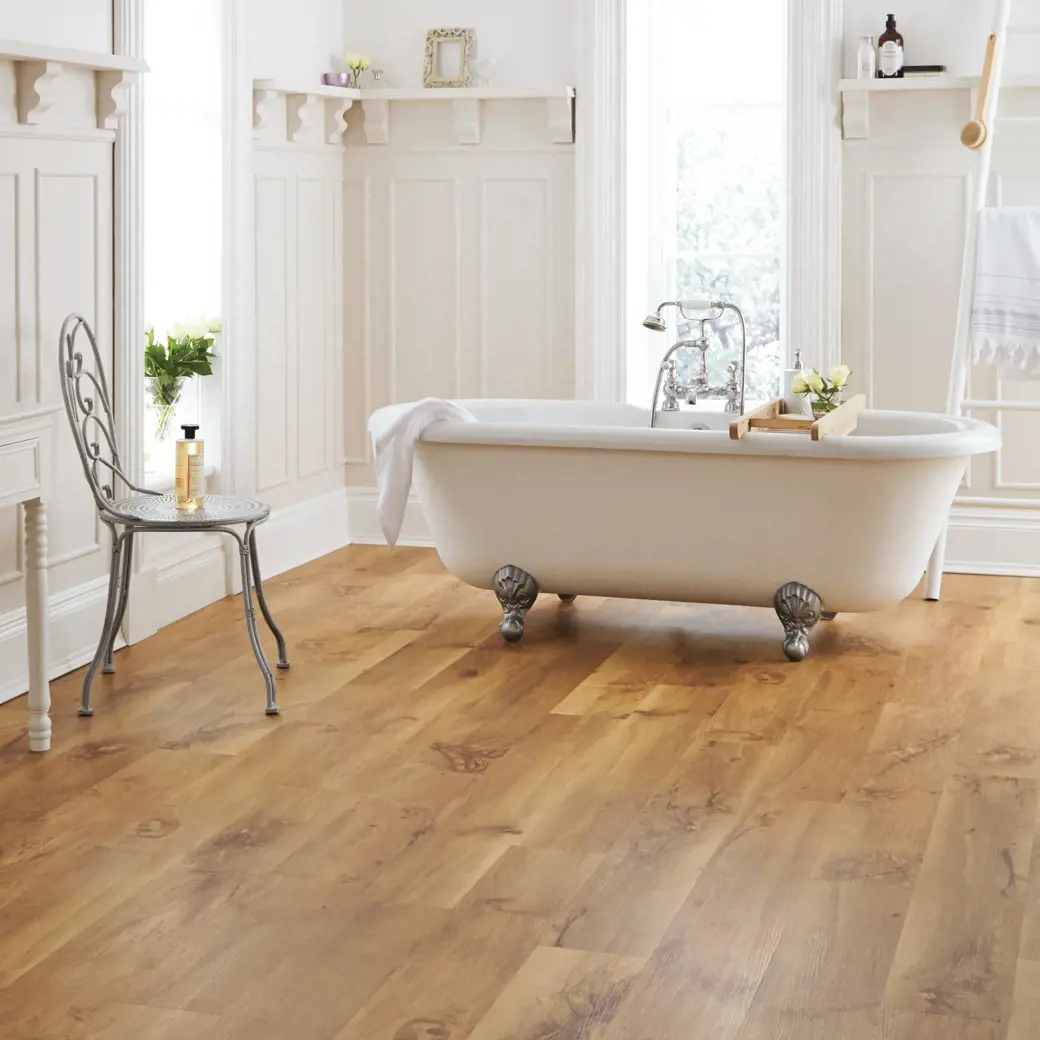 Auckland Oak golden brown flooring in a bathroom